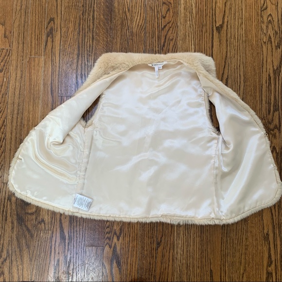 bcbgeneration faux fur vest XS/S - Picture 4 of 5